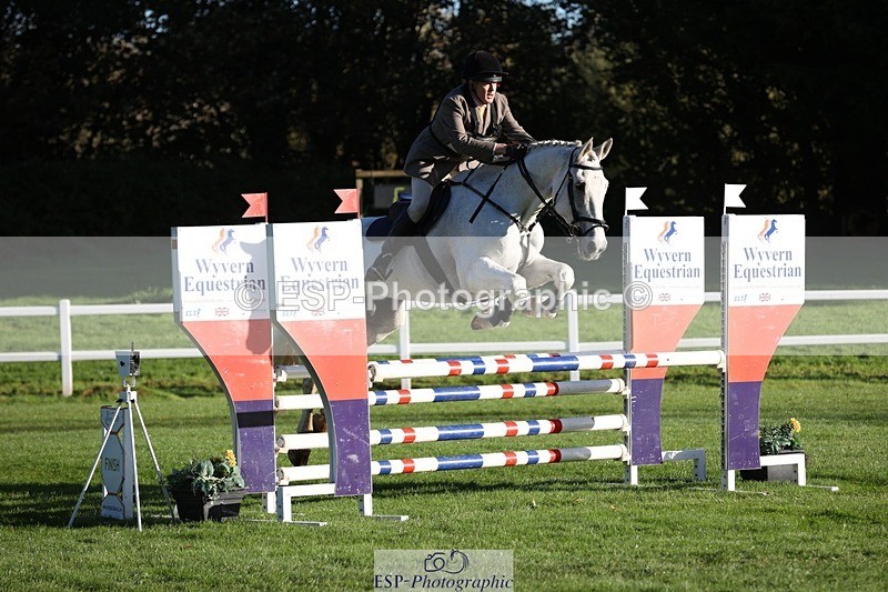 231022-093854-24009 - 608-SIR.HAROLD-William.Cursham-TrotUp+SJ