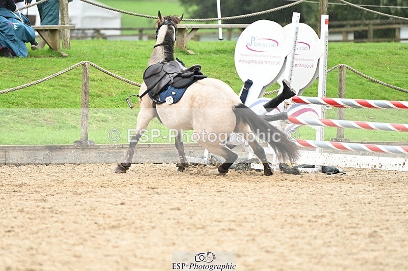 240929-143851-01233 - Cls 3 90-95cm