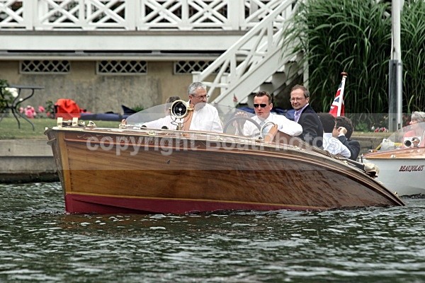 090704 BUNNYBELLE IMG_0111 - HENLEY REGATTA  SATURDAY 4th JULY 2009