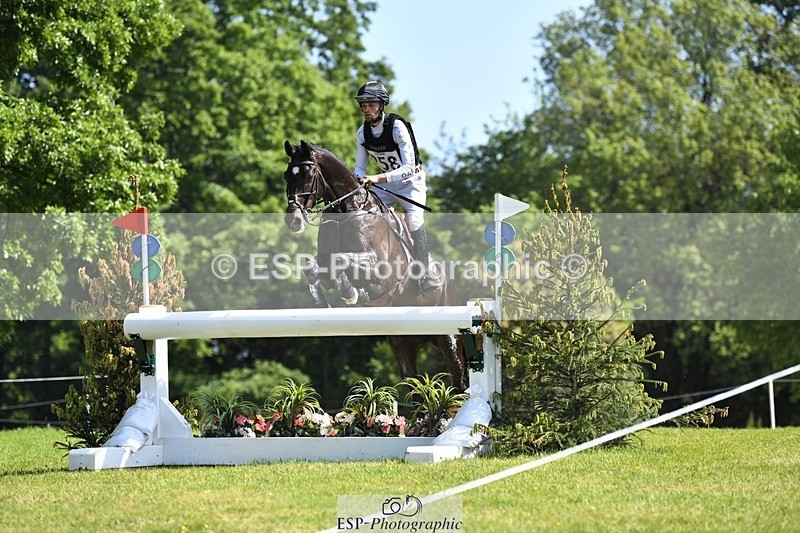 230527-103741-09207 - 258-DHI_KING_NELSON-Barnie_Brotherton-XC