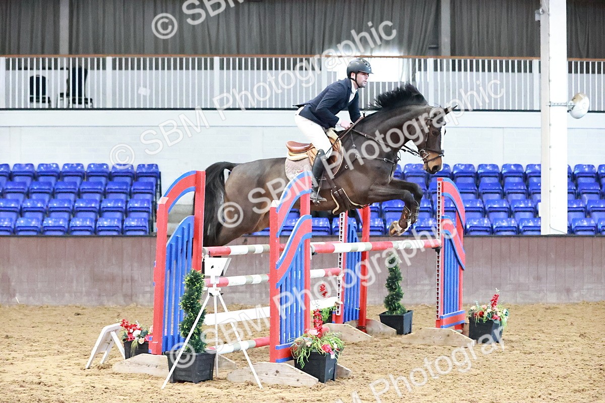 SBM_003041 - Class 11 - Senior Foxhunter 1.20m