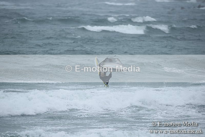 WS 150913-268 - Windsurfing