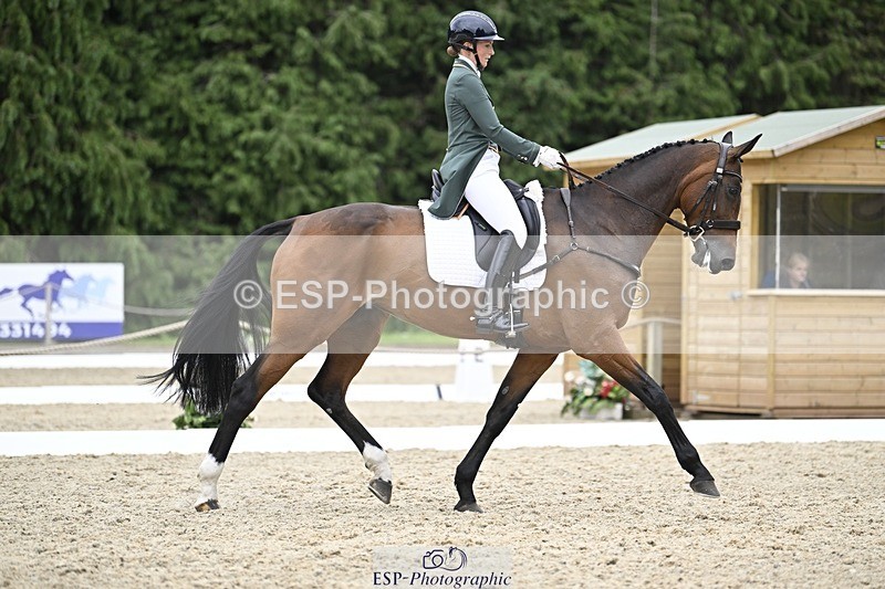 240523-153235-05238 - 436-IRENE_LEVA-Susie_Berry