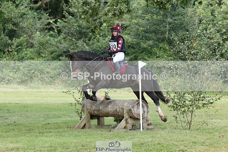 240825X-111416-32224 - 70cm XC 11.00 to 12.00