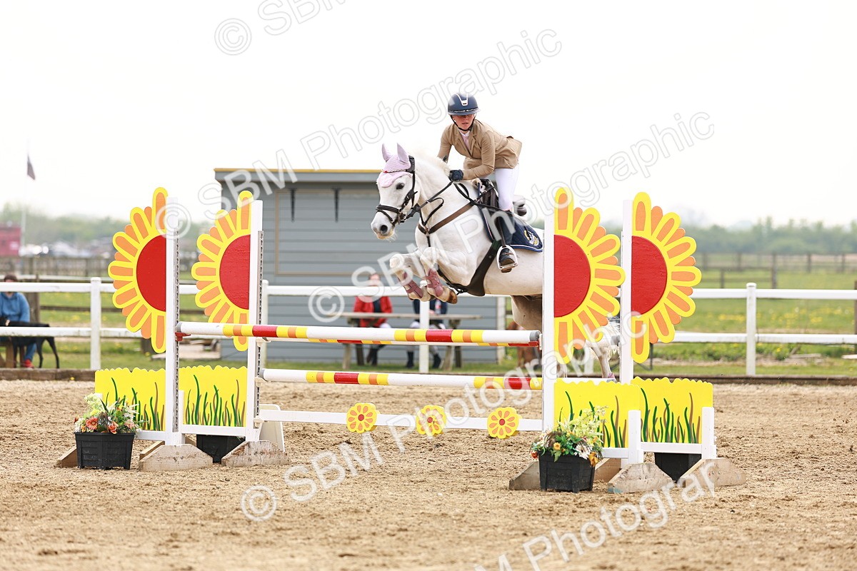  - Class 18 - Senior Newcomers - 1.10m