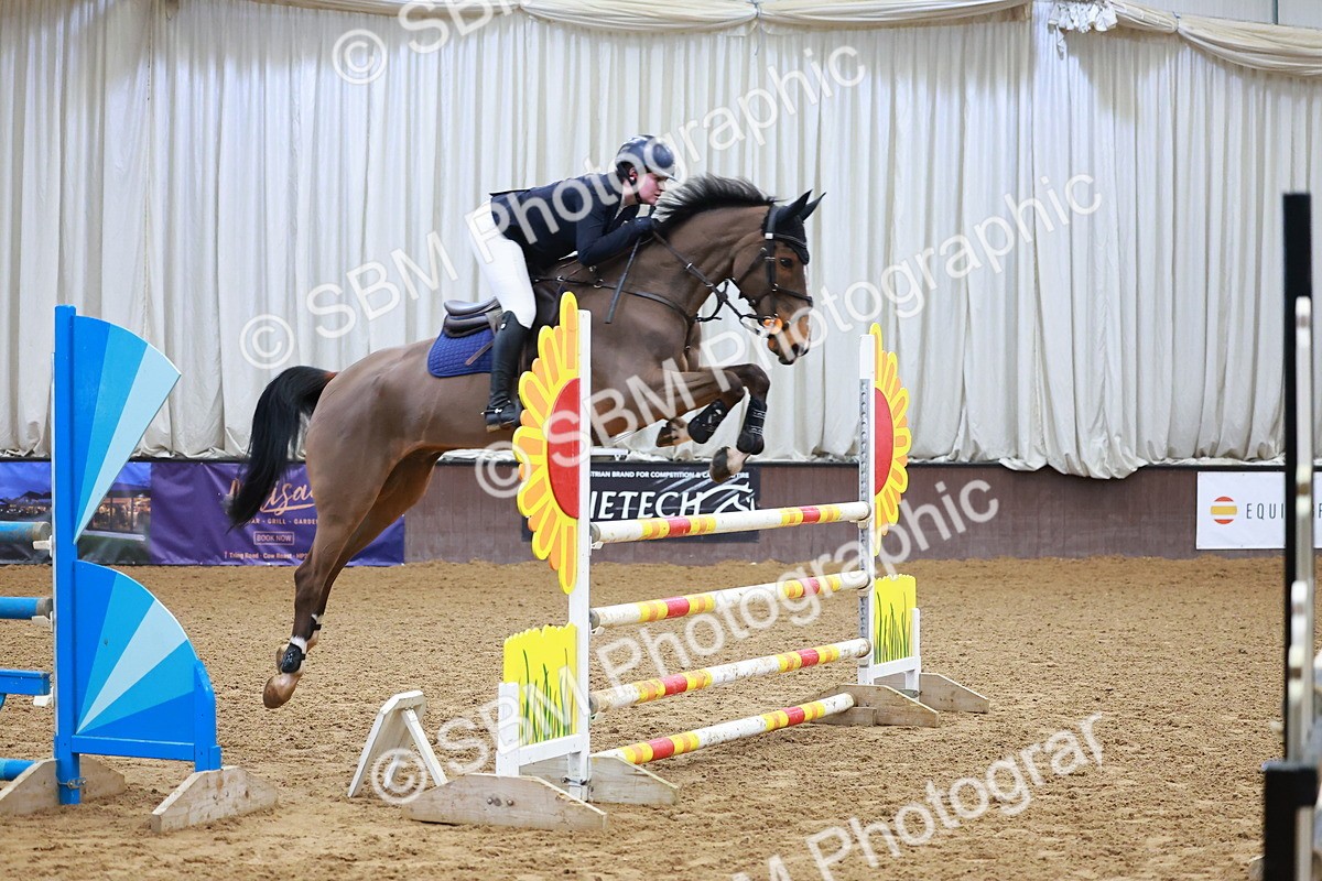 SBM_001329 - Class 4 - Senior Newcomers - 1.10m