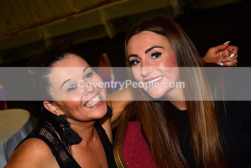 CON-194 - Joey and Ella