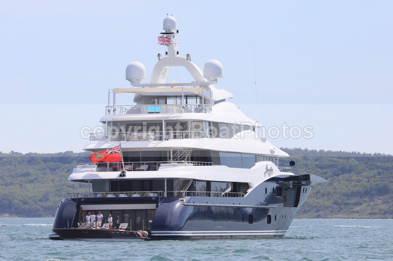 170707 AMARYLLIS RTI_5783 - Flybridge Cruisers