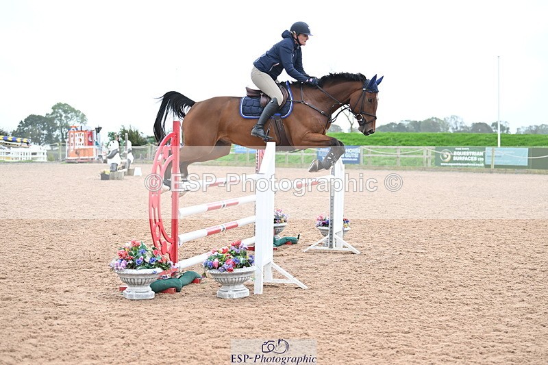 231013A-130015-02276 - Cls 8 Blue Chip Power Jump Off and Presentations