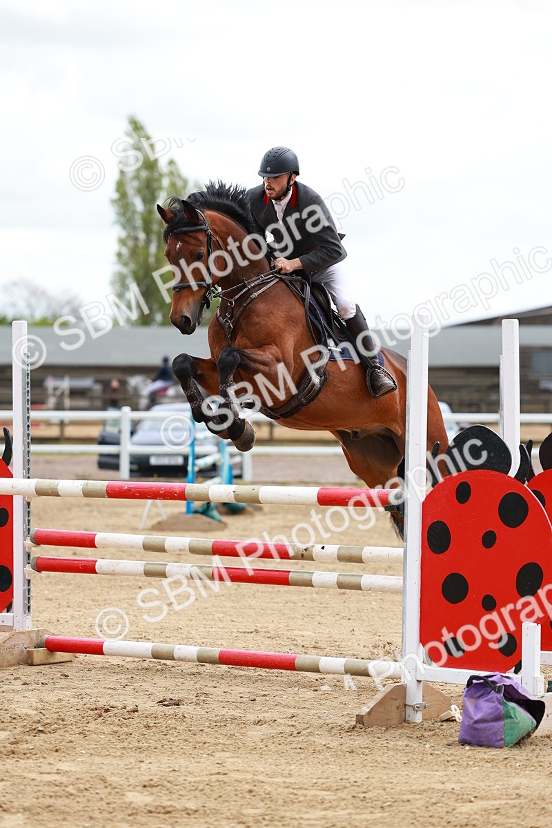SBM_002321 - Class 10 - Senior Newcomers - 1.10m