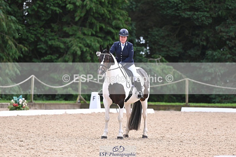 240809-115306-00619 - 228-Lauren.Picknett-Bonnie.V