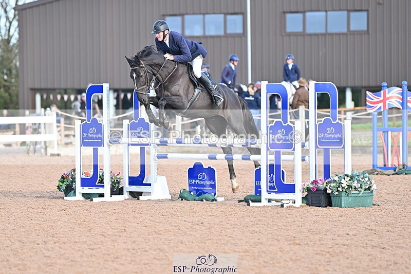 231014A-092705-03494 - Cls 17 Discovery & 1m Open