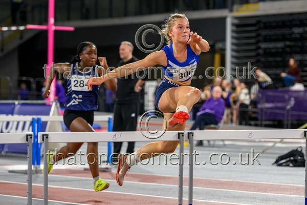 Age26SAT-914496 - Track Female Set One