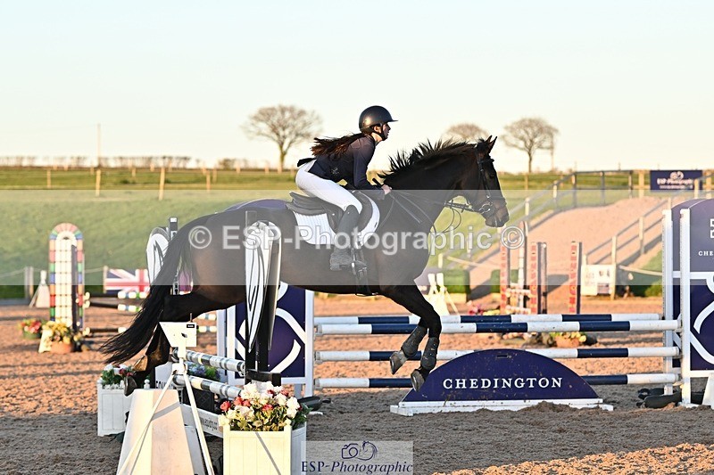 250401-191835-00962 - 90cm Classes