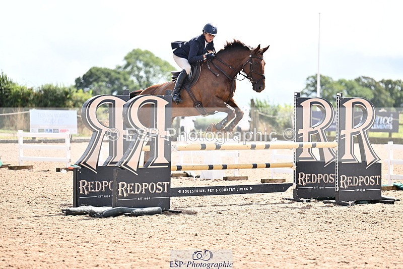 250827B-130552-00477 - Cls 4 Snr Newcomers 1.10m