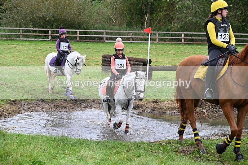 WJ6_4876 - Time at Photographer 12:17 to 12:30