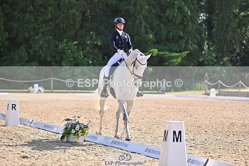 250523A-164132-08320 - A-066-Jemima.Howden-MONBEG.WHISPER