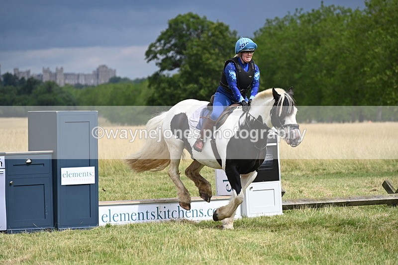 WJ6_2708 - Time at Jump 11:06 to 11:40