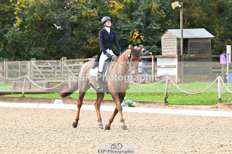 251023A-095037-01333 - B-124-Sophie.Lamb