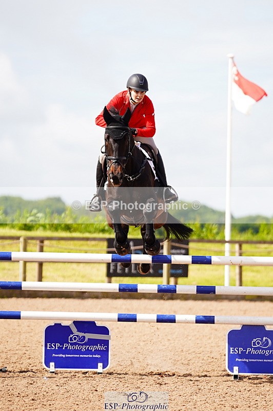 240526A-100756-07308 - Cls 25 National 1.30m Open