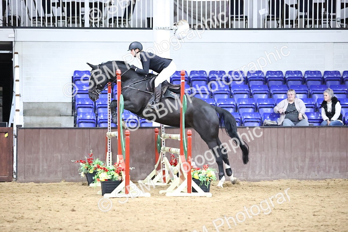 SBM_002046 - Class 4 - Senior Newcomers - 1.10m Open