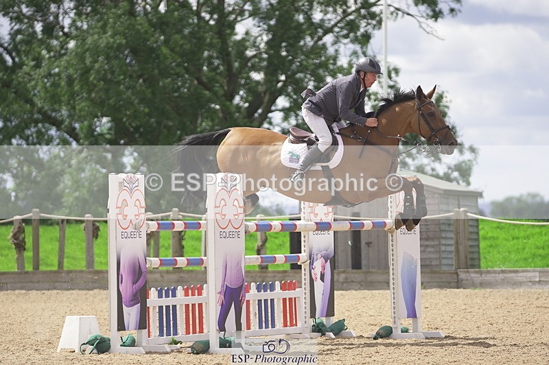 230806A-130710-02134 - Cls 14 Snr Foxhunter & 1.20m Open