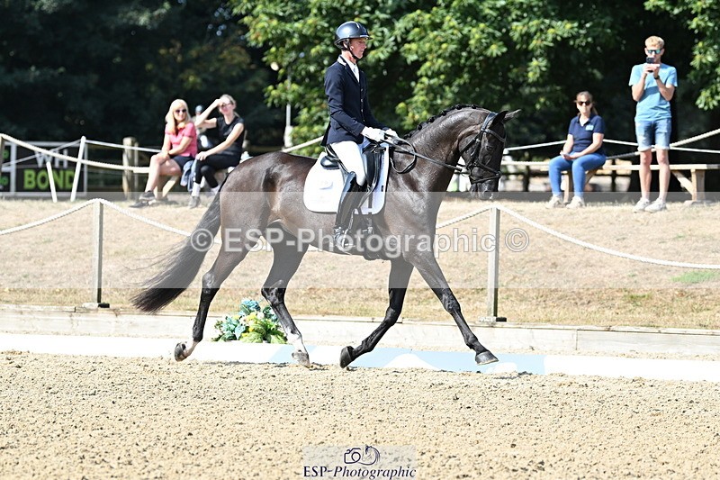 250810A-102438-05140 - 009-Ben.JamesClapton.Banks.Primadonna