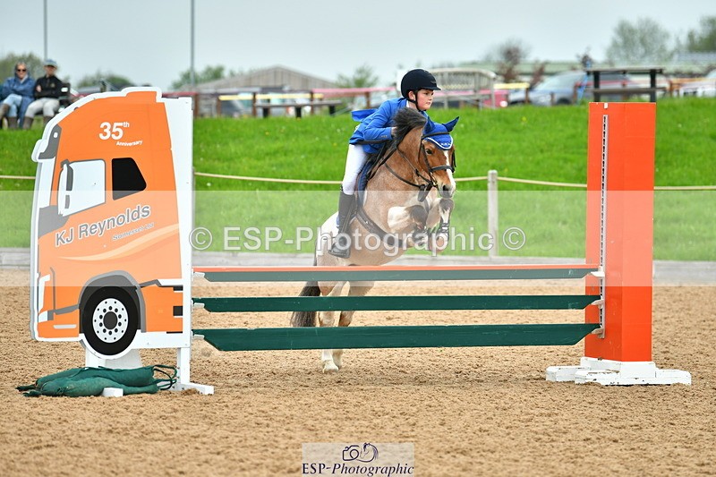 230513A-091348-00073 - Cls 11 Stepping Stones 128+138cm