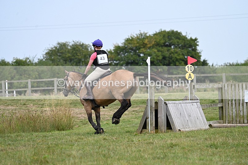 WJ7_8214 - 80cm XC Time 15:26 to 15:43