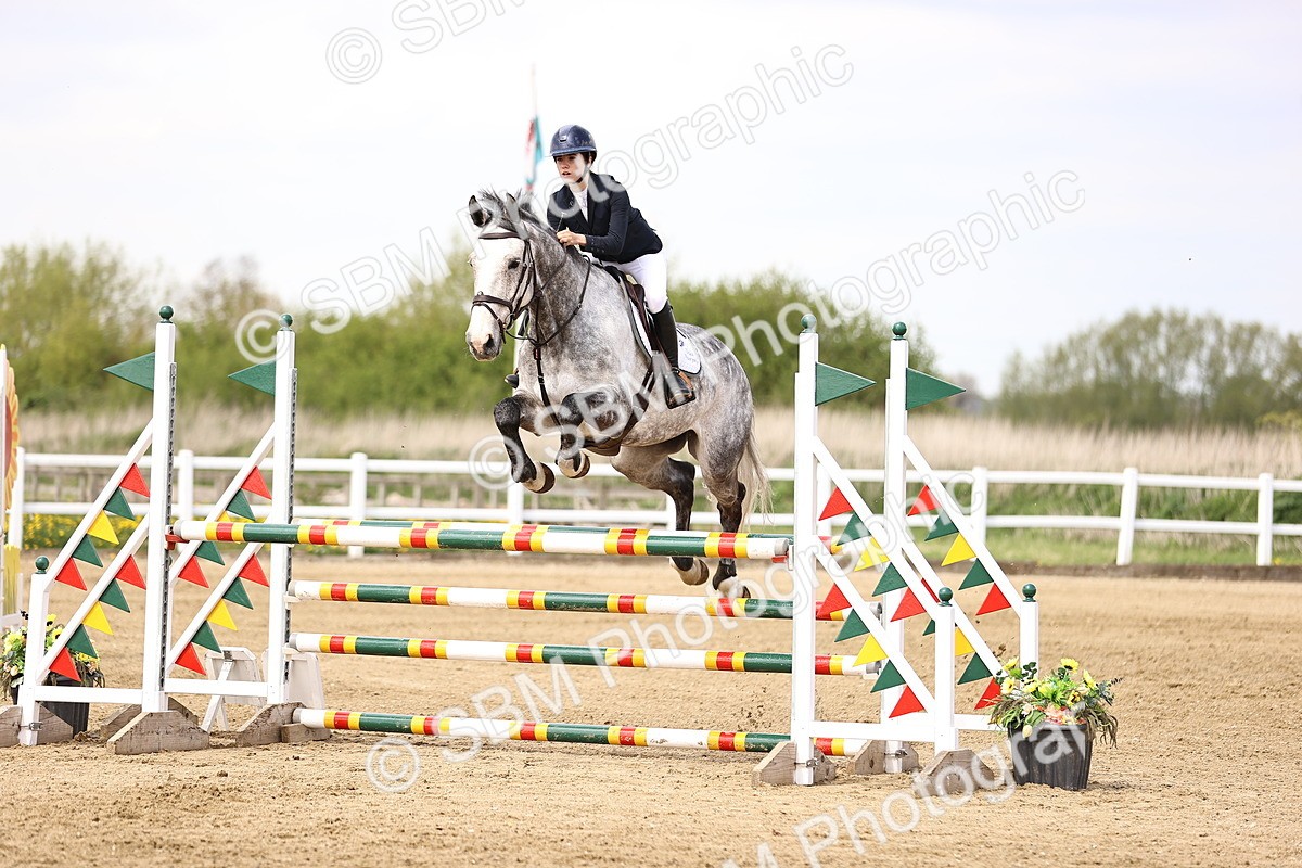 SBM_002310 - Class 11 - Senior newcomers - 1.10m