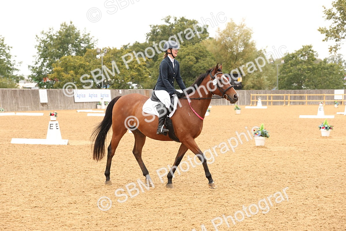 SBM_44106 - D6 - Small Tour Championship Intro 4