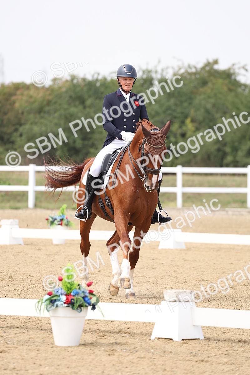 SBM_007399 - Class 9 - FEI INT I - 14.57-15.45