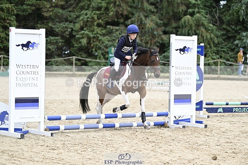 250820A-131527-07006 - Round 1, Start to 1.30pm Break