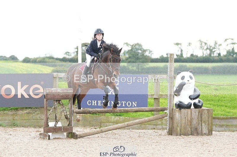 250921-144308-03713 - Cls 20 Pony 80cm Derby