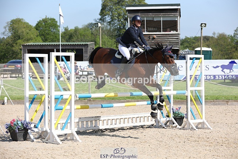 230513-103620-03914 - Cls 18 Snr 1.05m Open