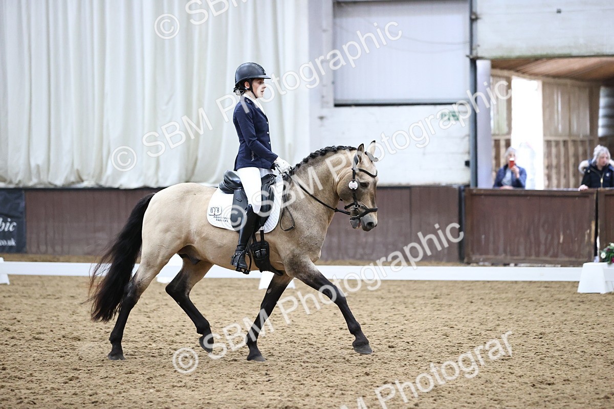 SBM_018907 - Class 21 - Medium 73 - 9.00-10.00