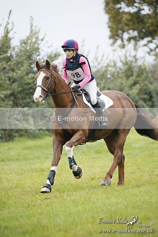 WWHT 181020 WWHT 181020 1350 - WWEC Intermediate (0.90m)  18/10/20