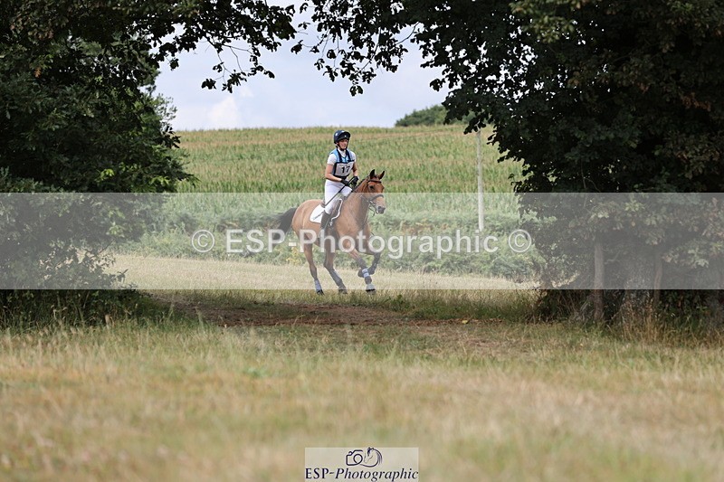 250802A-113139-01764 - A-017-Sophie.Vicary-ENGELIQUE.O