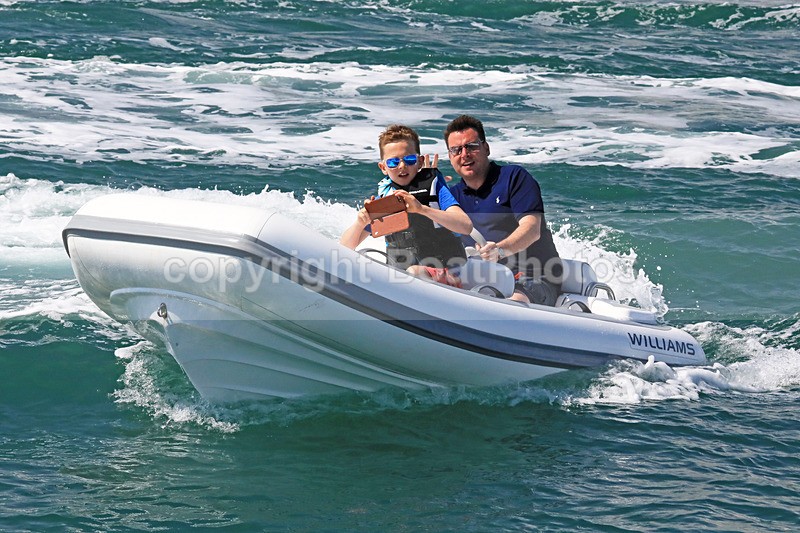 170813 BUOY OH BUOY - FAIRLINE SQUADRON 1Y3A4808 - RIBs, Tenders, Dories, Dinghies