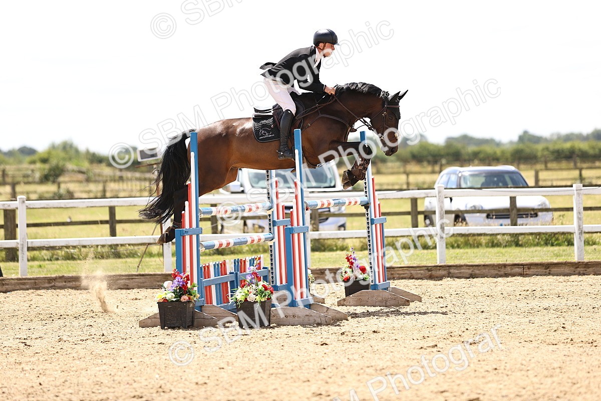 SBM_003838 - Class 22 - Senior Foxhunter 1.20m