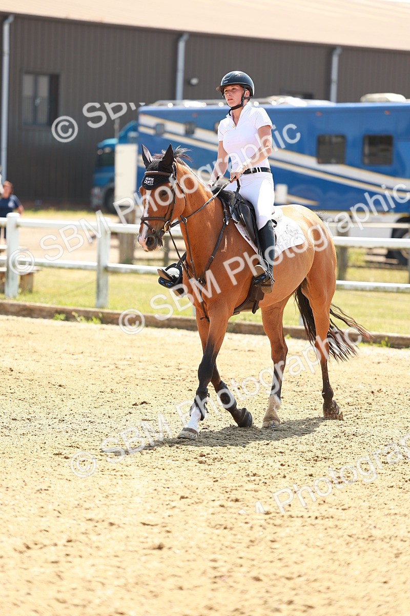 SBM_001344 - Class 4 - Senior Newcomers - 1.10m