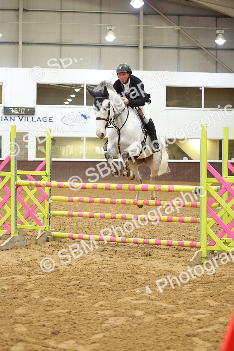 SBM_001117 - Class 4 - Senior Newcomer - 1.10m