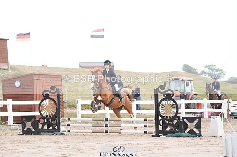 250715-160258-00061 - 60cm & Clr Rnd