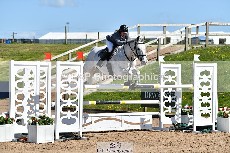 240420A-120212-10847 - Cls 3, 2 Star Small Tour 1.30m