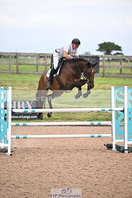 240828A-163120-01365 - Cls 5 Snr Foxhunter and 1.20m Open