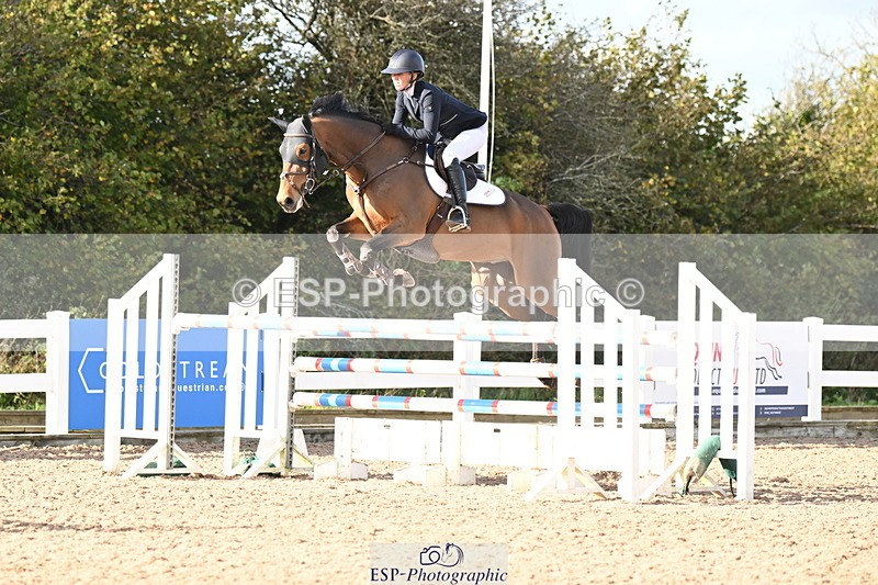241023A-151020-01124 - Cls 5 Foxhunter and 1.20m Open