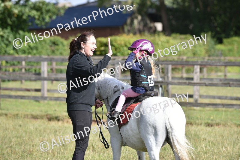 20250831-0351 - Class 6 - Minimus Jumping 30cm