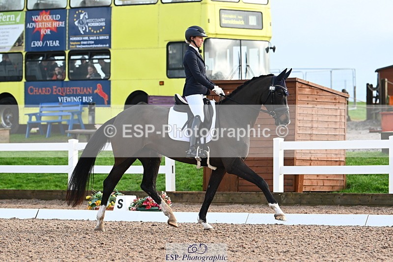 240218A-092801-05322 - 246-Hannah.Biggs-St.Giles.Fortune.Cookie