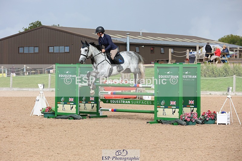 250911-112215-00943 - Cls 2 Snr Newcomers