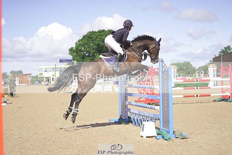 230806A-114512-01654 - Cls 13 Snr Newcomers & 1.10m Open